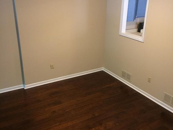 5th image of 1803 Saint Johnsbury Ct