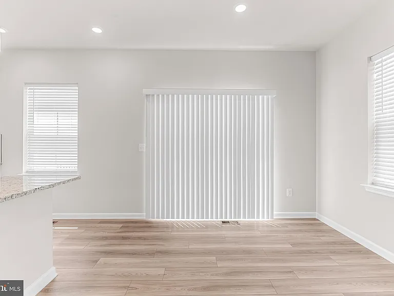 200 Swan Field Ave — Photo 9