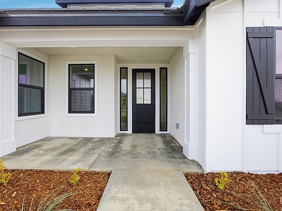 4th image of 7108 Wintersweet Dr