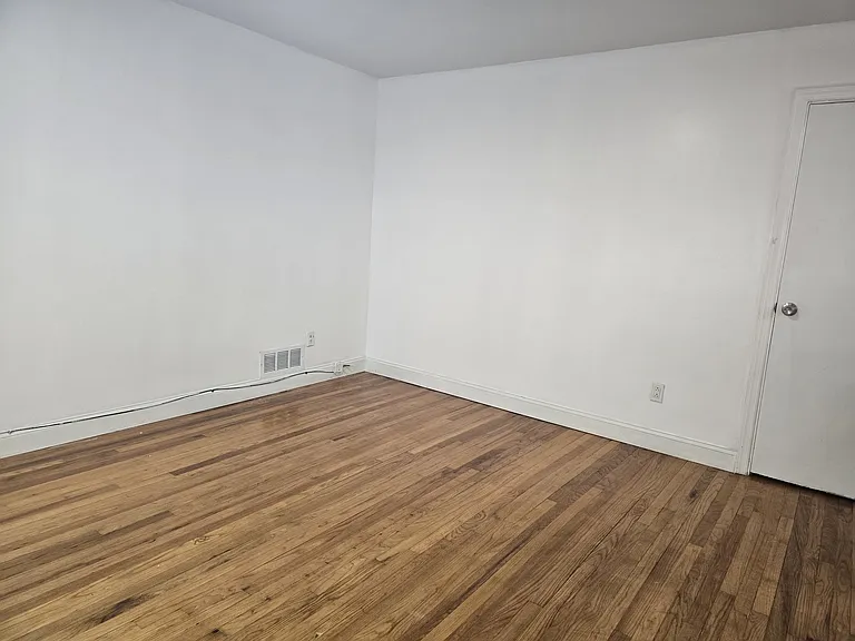 14 Pasadena Ave — Photo 4