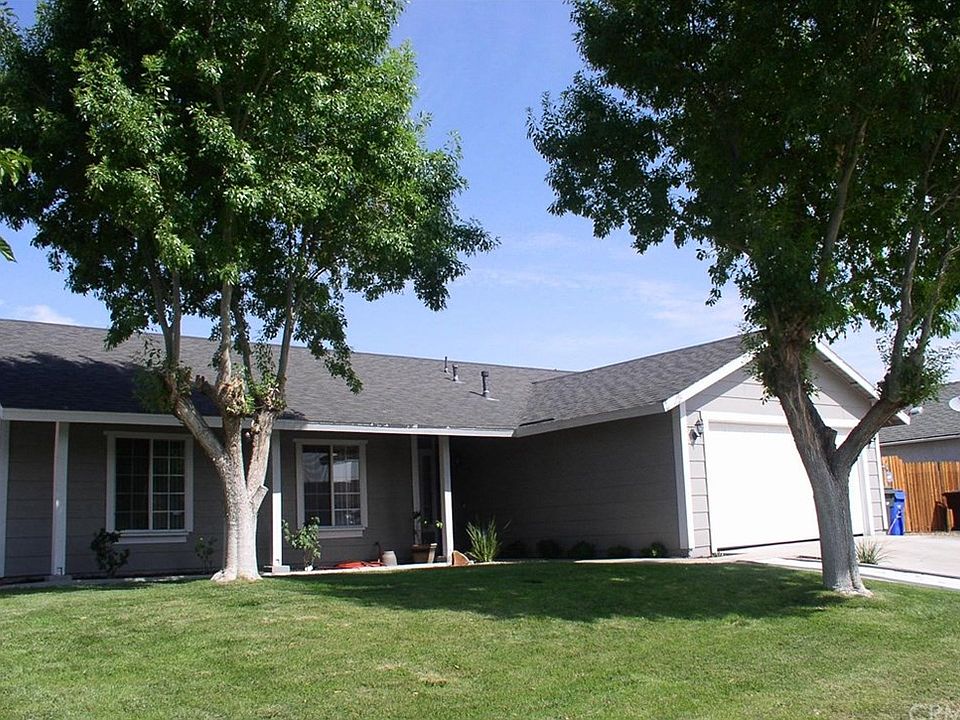 1st image of 15050 Highlander Dr