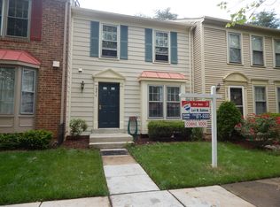 10274 Latney Rd, Fairfax, VA 22032