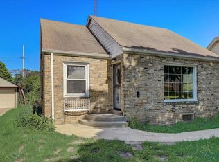 5880 N 39th St, Milwaukee, WI 53209