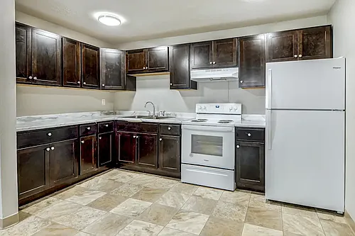 Pine Tree Park Apartments Photo 1