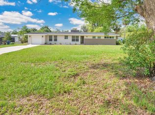 1008 Camphor Ln, Deland, FL 32720