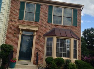 21160 Hedgerow Ter, Ashburn, VA 20147