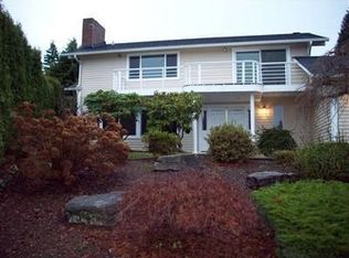 17224 NE 6th Pl, Bellevue, WA