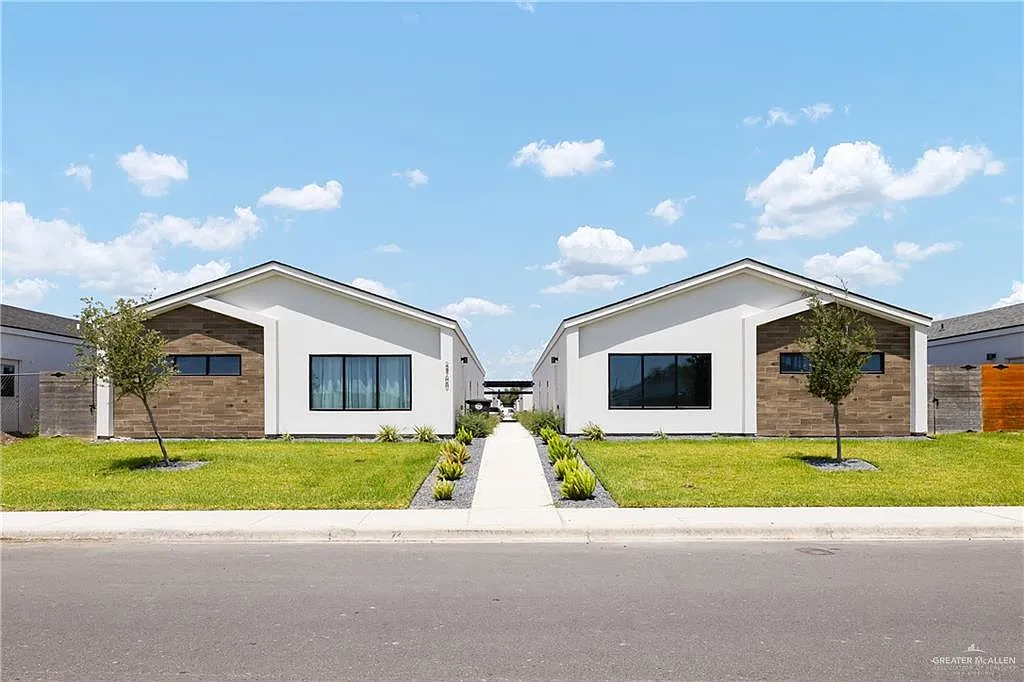 3 bed, 2.0 bath, 1209 sqft, $1,350 — Photo 1