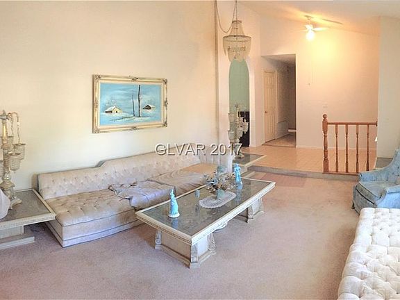 4th image of 1600 Broadmoor Cir
