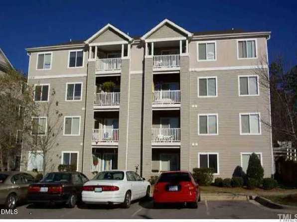 1230 University Ct APT 203, Raleigh, NC 27606
