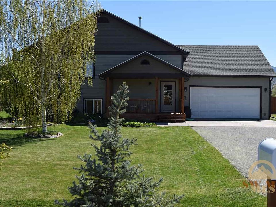 1st image of 3510 Honeysuckle Dr