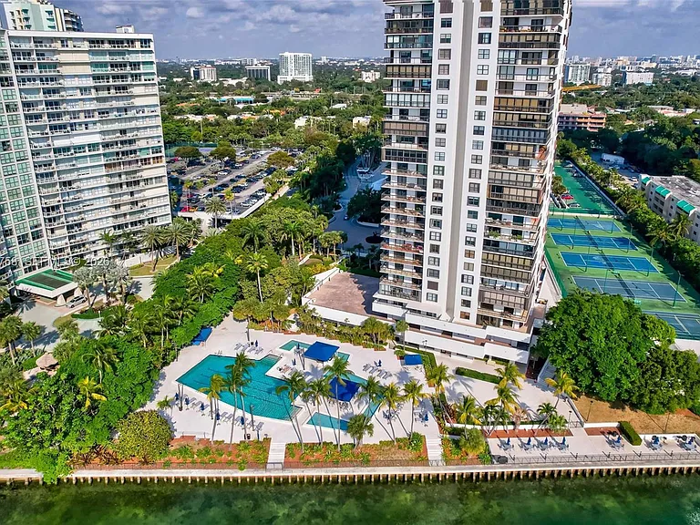 2333 Brickell Ave #305 — Photo 54