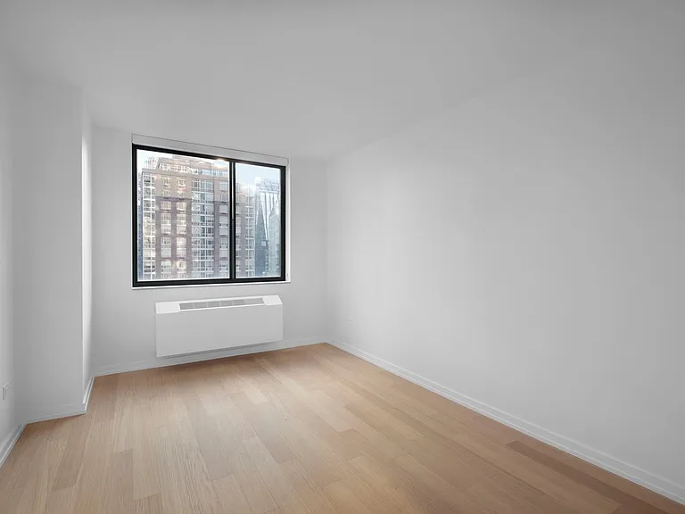 75 W End Ave #P17C — Photo 5
