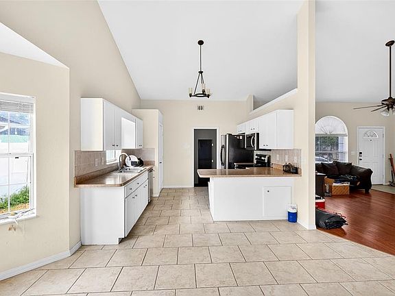 5th image of 13599 SE 51st Ter