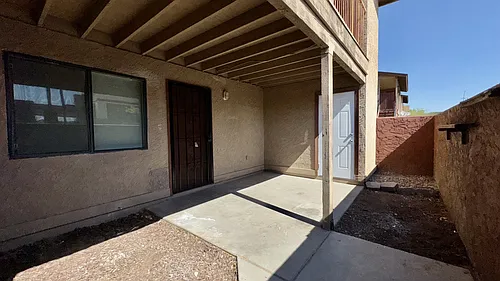 2737 N Salem #101 Photo 1