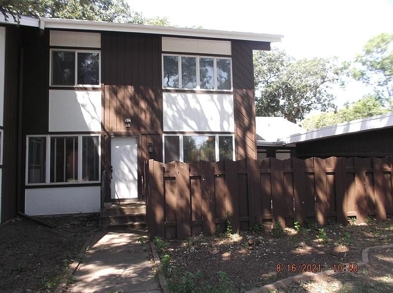 1st image of 124A2 S Oakdale Ave