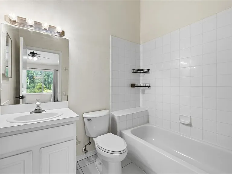 1141 Kennewick Ct — Photo 18
