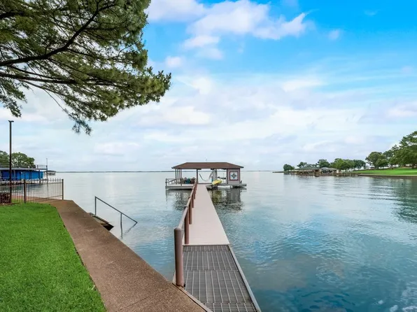 116 Knights Cir, Streetman, TX 75859