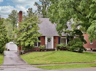 521 Iola Rd, Saint Matthews, KY 40207