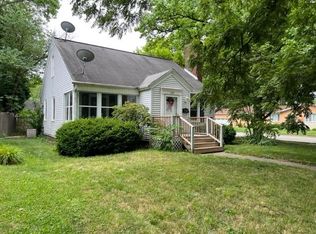 1420 Governor St, Springfield, IL 62704