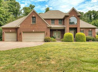 2301 Schenk Rd, Evansville, IN 47720