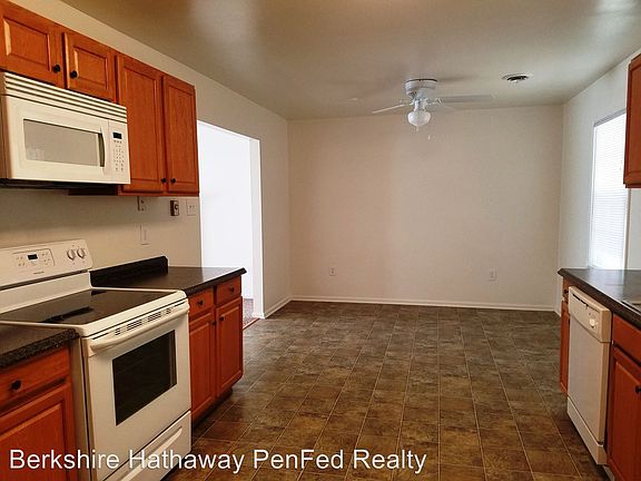 5th image of 4105 Walderbrook Ct