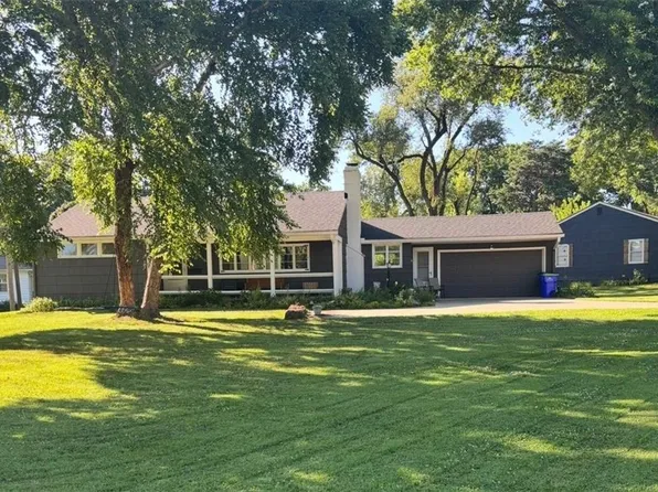 500 SW 4th St, Lees Summit, MO 64063