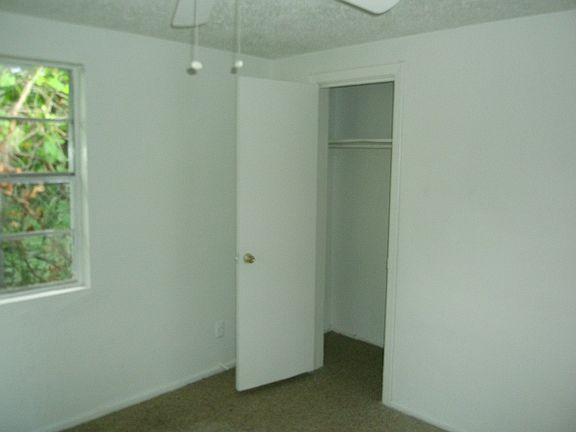 2nd image of 1822 W 45th St