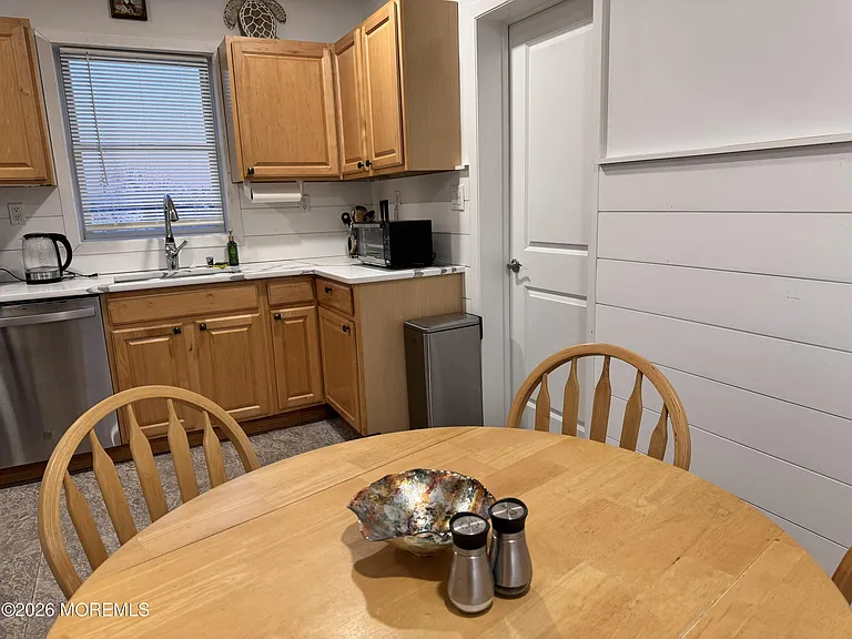 604 SE Central Ave — Photo 6