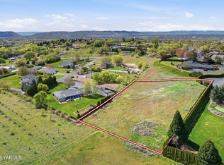 5600 Union View Dr, Yakima, WA 98901