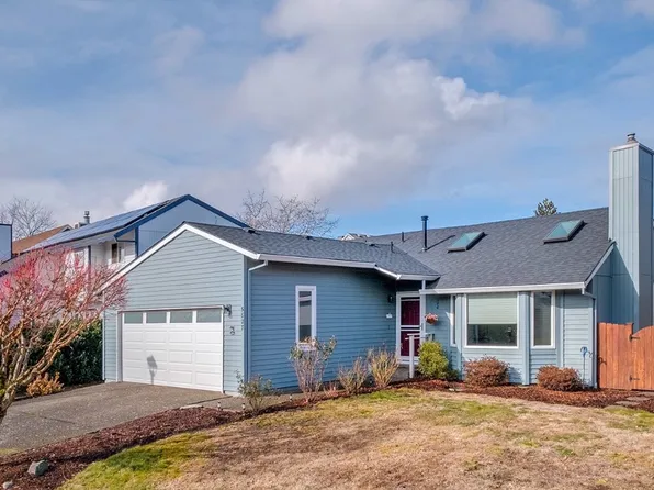 5827 NW Landing Dr, Portland, OR 97229