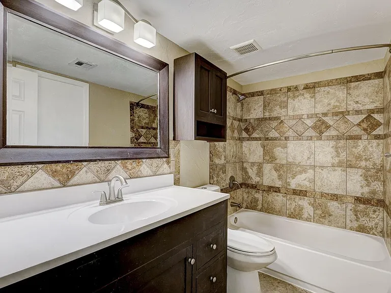 316 S Morgan Dr — Photo 6