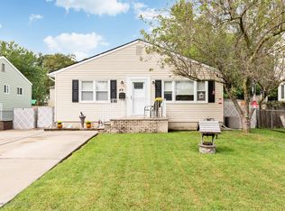 49 Poplar Ave, Hazlet Township, NJ