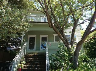 528 11th Ave E, Seattle, WA 98102