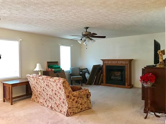 4th image of 88 Valleyview Dr