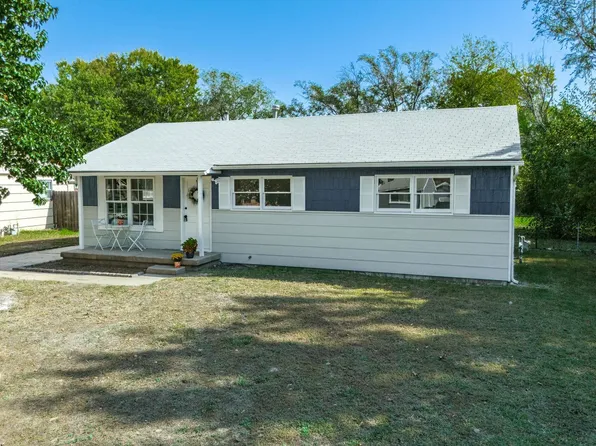 2944 S Greenwood Ave, Wichita, KS 67216