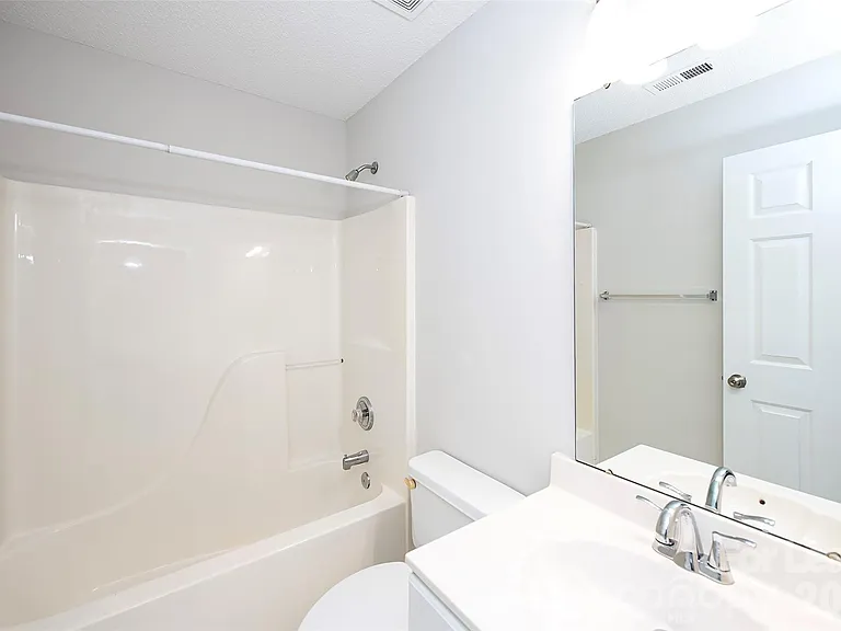 7405 Wapiti Ct — Photo 18