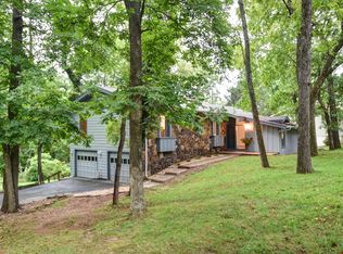 5306 S Timberlake Dr, Springfield, MO 65804