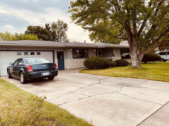 2nd image of 3808 Bellecrest Dr