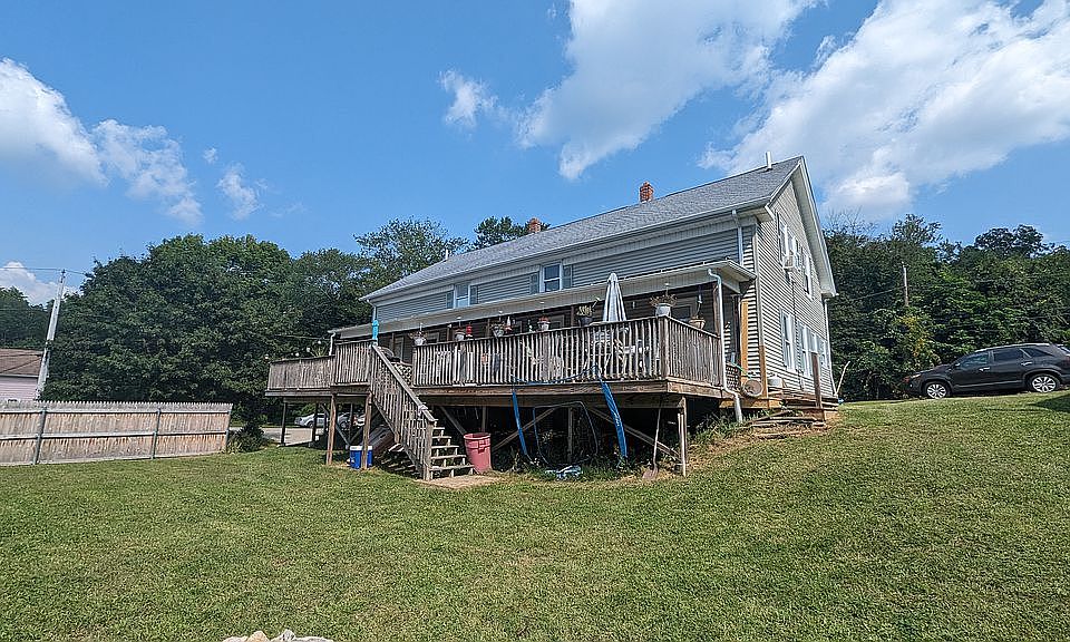 2nd image of 73-75 Griffin St