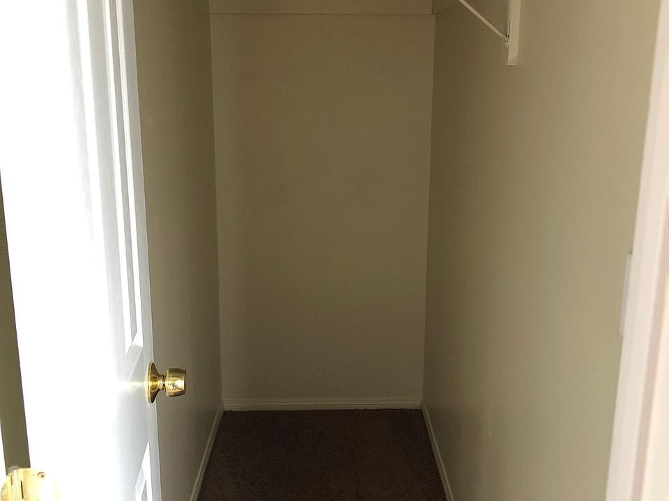 1st image of 13617 Kornblum Ave