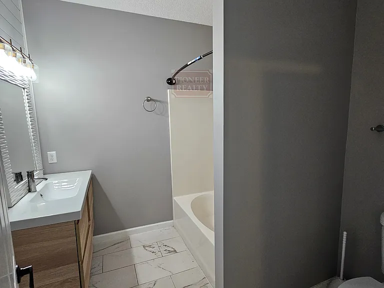 9301 Baffy Ct — Photo 13