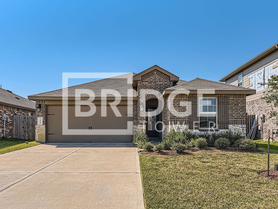 1st image of 7526 Brookdale Bluff Ln