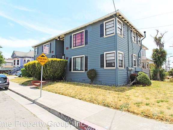 2nd image of 755 34th St #757