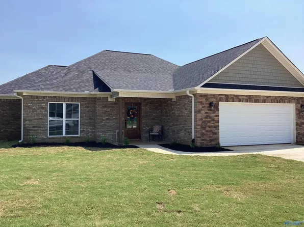 43 Canterbrook Dr, Trinity, AL 35673