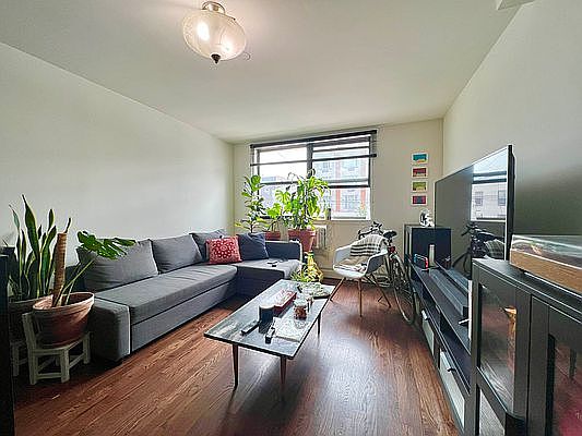 1st image of 14-05 31st Ave #3B