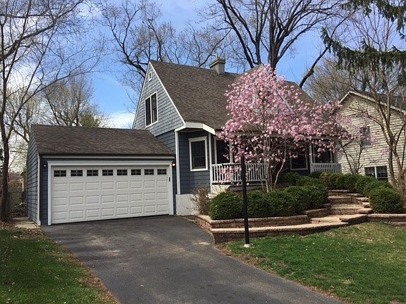 4th image of 210 N Wilmette Ave