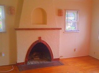 141 W Flint St, Ventura, CA 93001