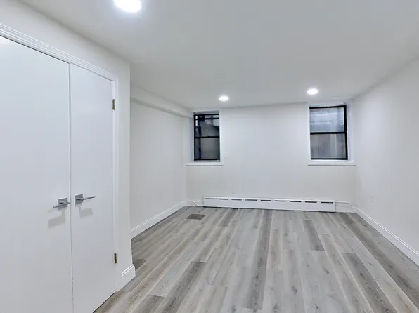 203 West 84th Street image 5 of 10