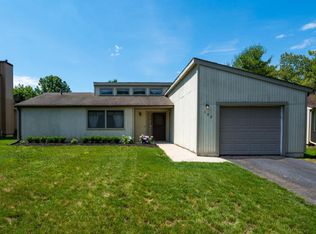 140 Dawn Ct, Old Bridge, NJ 08857